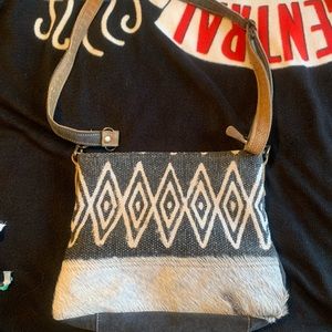 Myra purse